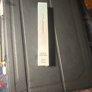 Carmindy Beauty Into It Eyeliner Sapphire Blue